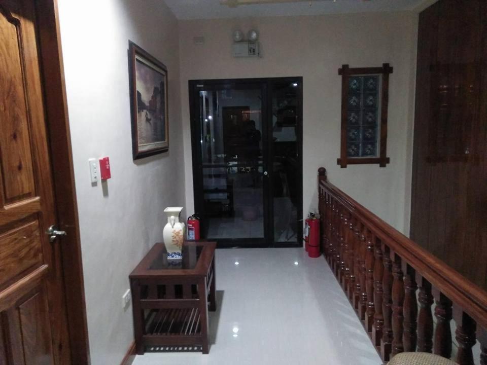 קורון Argamosa Bayside Inn מראה חיצוני תמונה